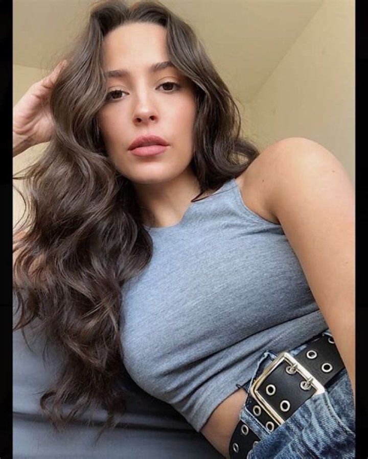 Alexxis Lemire
