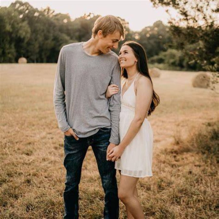 Carson with his girlfriend