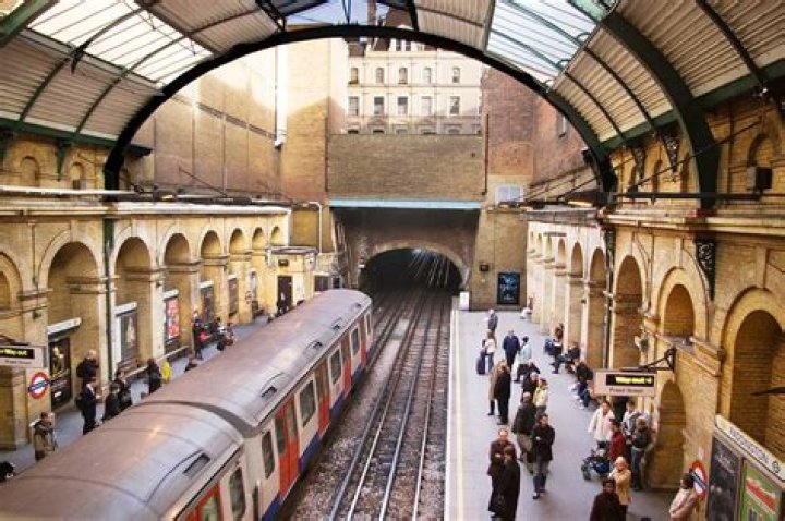 Tube Station