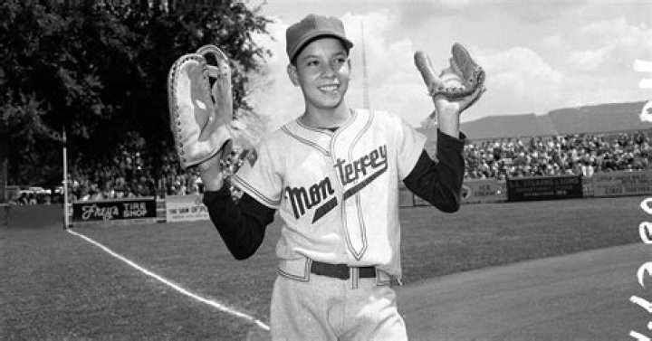 Who is Angel Macias? - Celebrity.tn